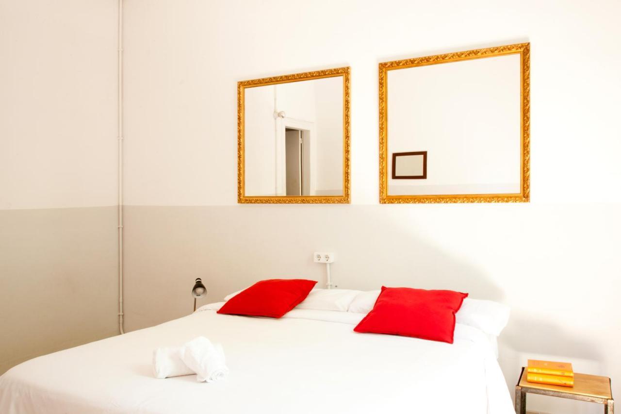 My Address In Barcelona Apartment Luaran gambar