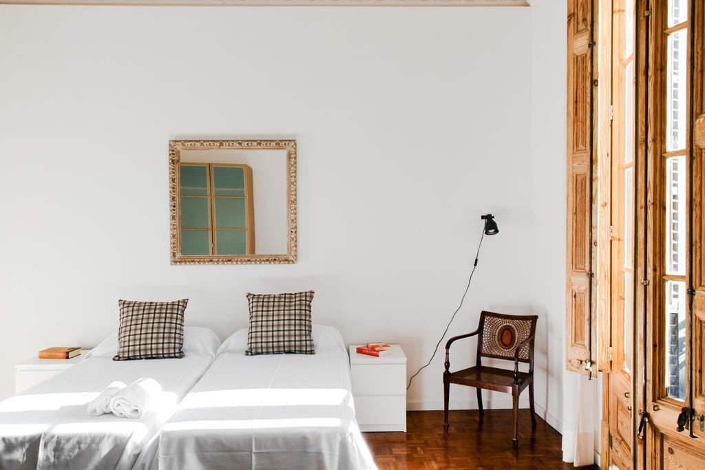 My Address In Barcelona Apartment Bilik gambar