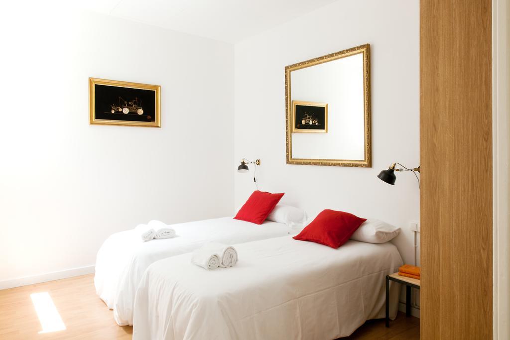 My Address In Barcelona Apartment Luaran gambar