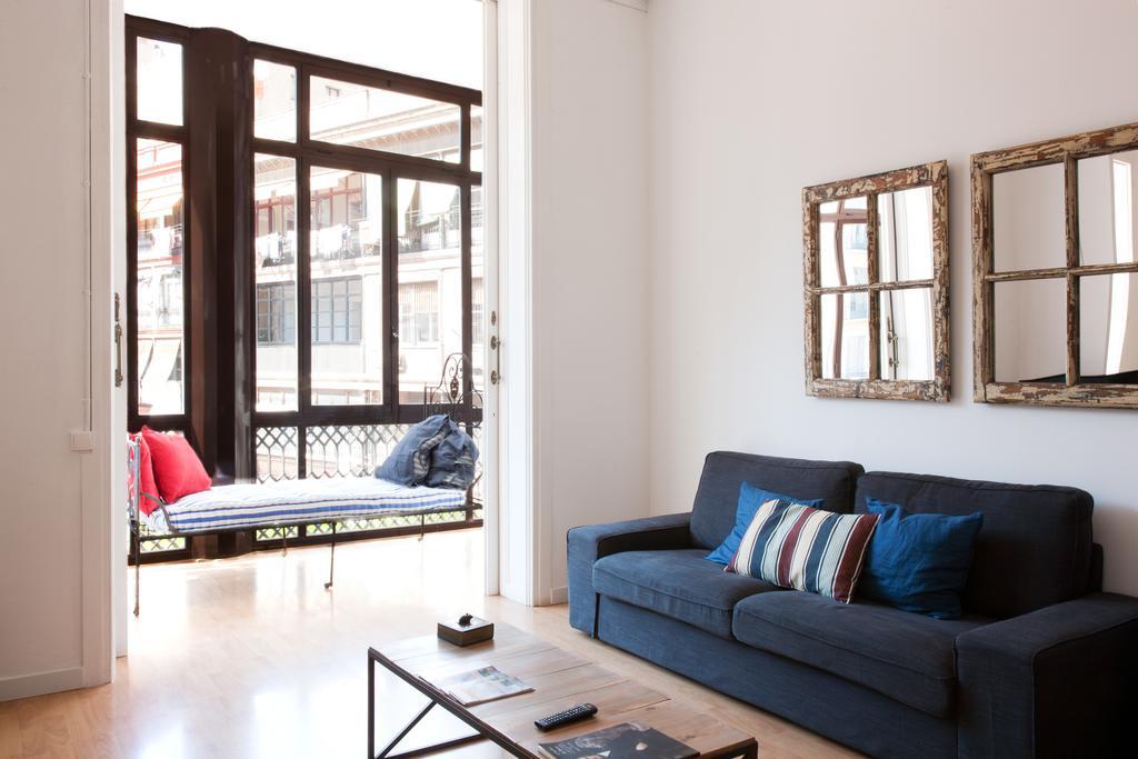 My Address In Barcelona Apartment Luaran gambar
